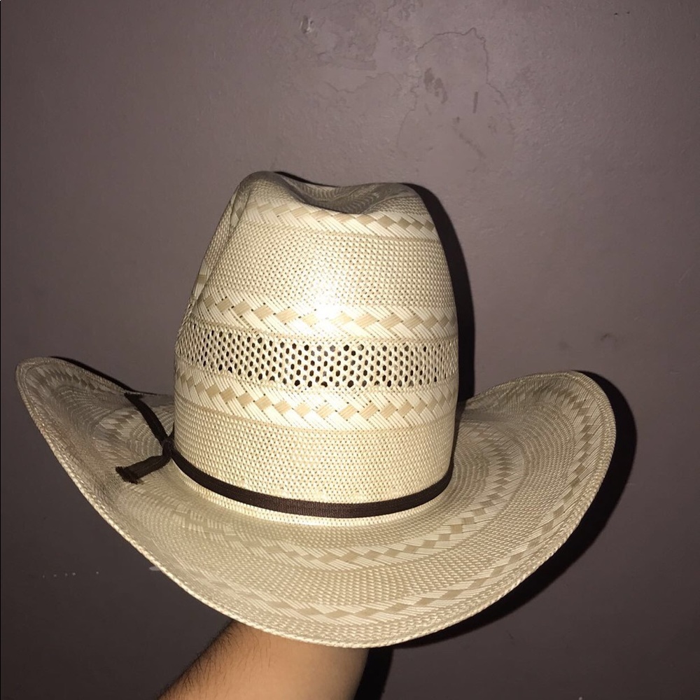 Straw hat - Picture 2 of 3